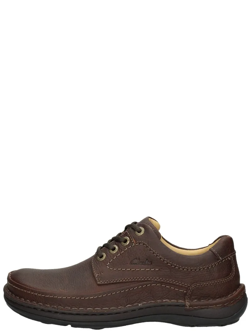 Clarks Nature Three Middel Bruin, lage veterschoenen voor heren in middelbruin