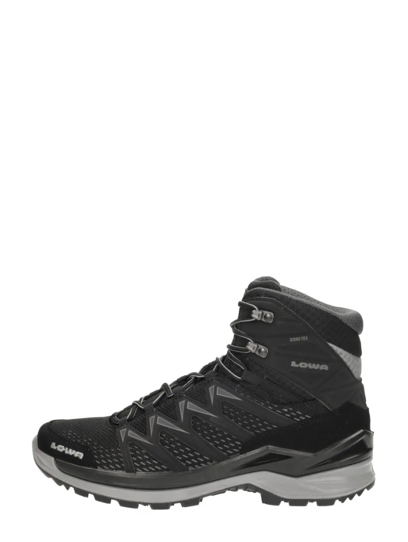 Lowa Innox Pro GTX Mid, hoge veterschoenen voor heren in zwart