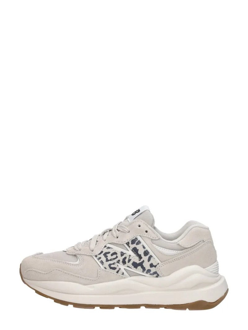 New Balance 5740, lage sneakers voor dames in beige