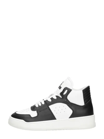 Off The Pitch Supernova Mid, hoge sneakers voor dames in zwart, foto 1 van 4