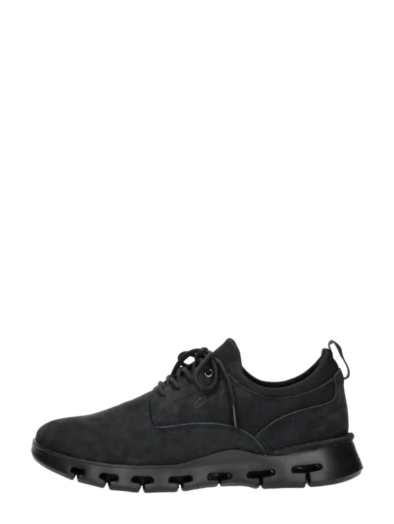 Clarks Nature X Two, lage veterschoenen voor heren in zwart