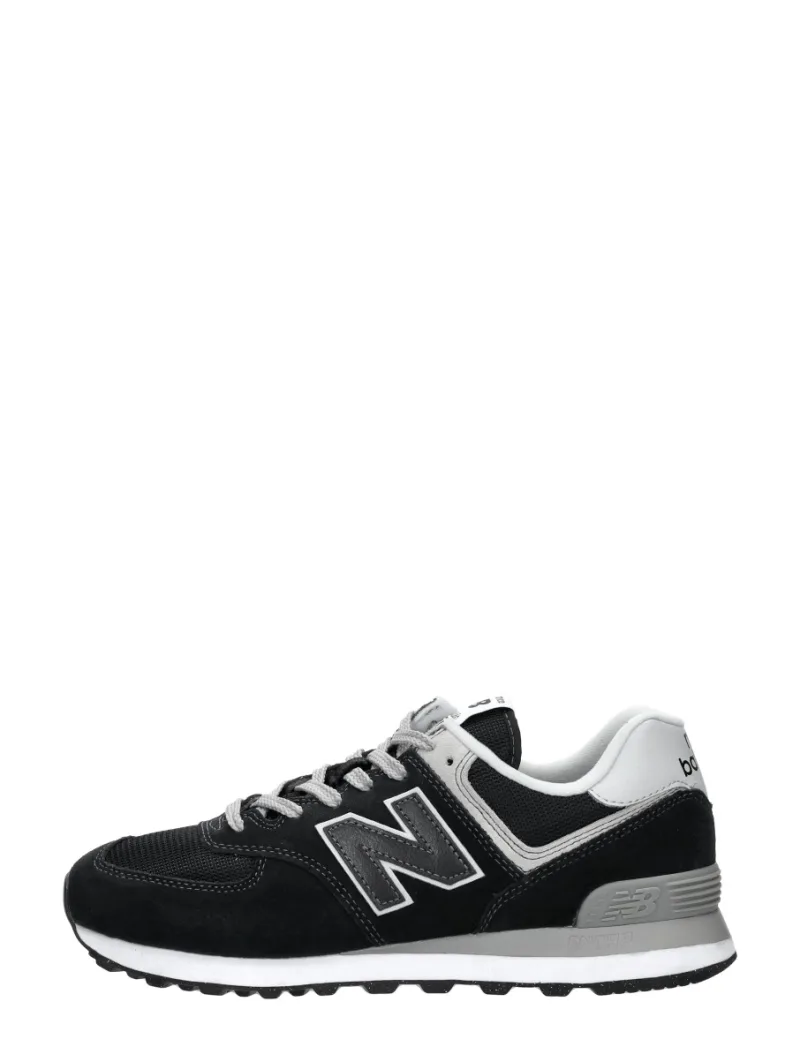New Balance 574, lage sneakers voor heren in zwart
