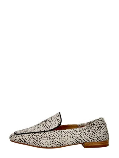 Maruti Ella, mocassins & loafers voor dames in gebroken wit, foto 1 van 4