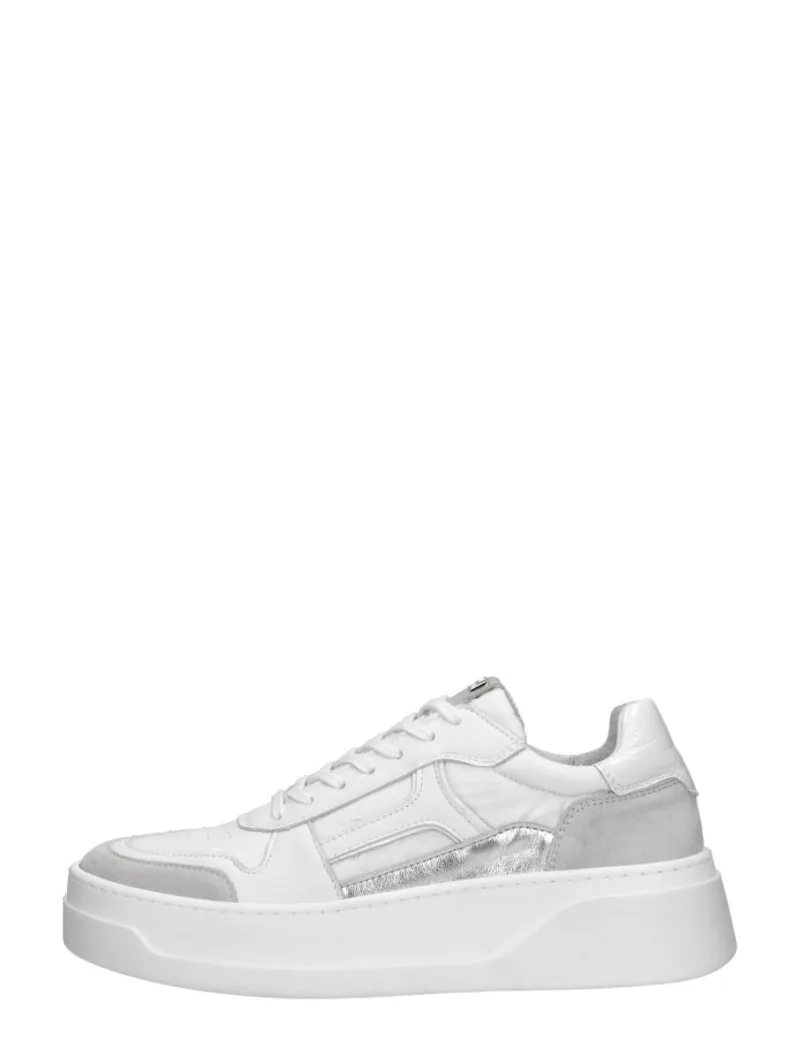 Red Rag Sneakers Laag, lage sneakers voor dames in wit, foto 1 van 4