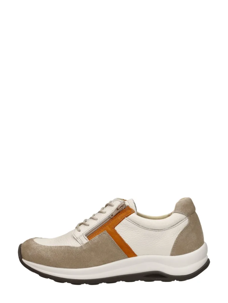 Wolky Comrie, lage veterschoenen voor dames in gebroken wit