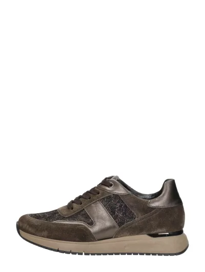 Gabor Sneakers Laag, lage veterschoenen voor dames in donkerbruin, foto 1 van 4