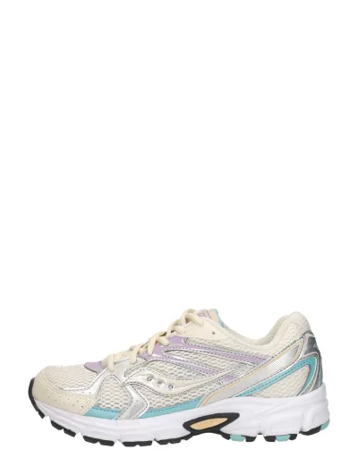 Saucony Ride Millennium, lage sneakers voor dames in gebroken wit, foto 1 van 4