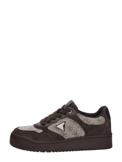 Guess Miram 16, lage sneakers voor dames in donkerbruin, foto 1 van 4