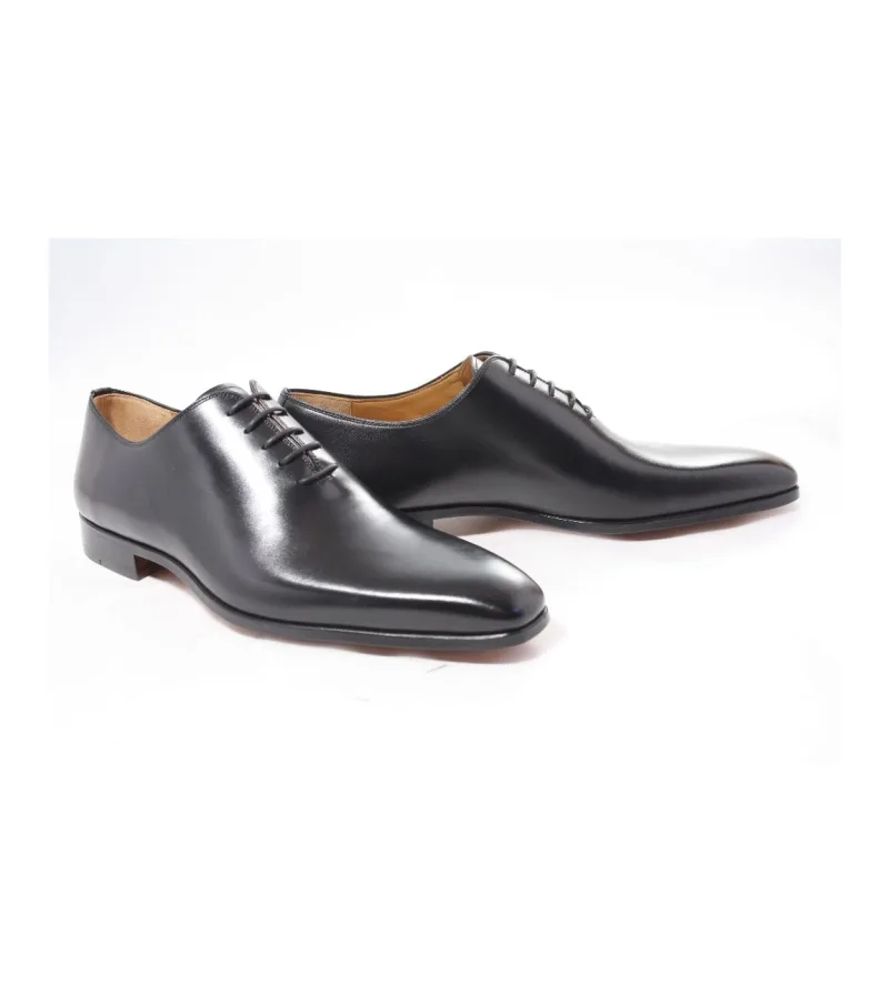 Magnanni 23806, veterschoenen voor heren in zwart