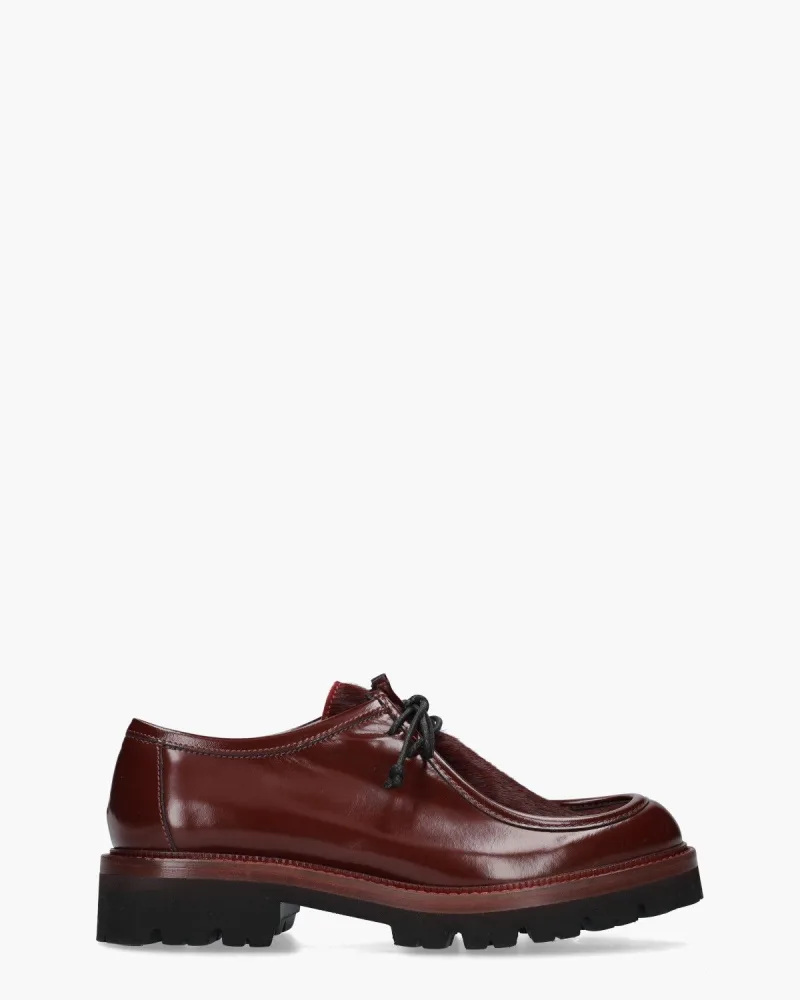Mat:20 3225 Bordeauxrood, veterschoenen voor dames in rood