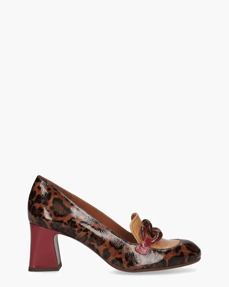 Chie Mihara Anata, instappers & loafers voor dames in bruin