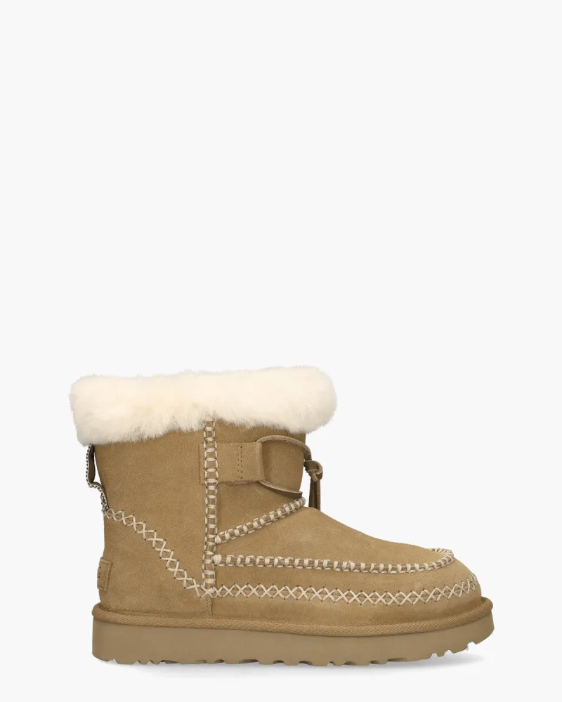 UGG Classic Mini Alpine Boot, enkellaarsjes & boots voor dames in bruin