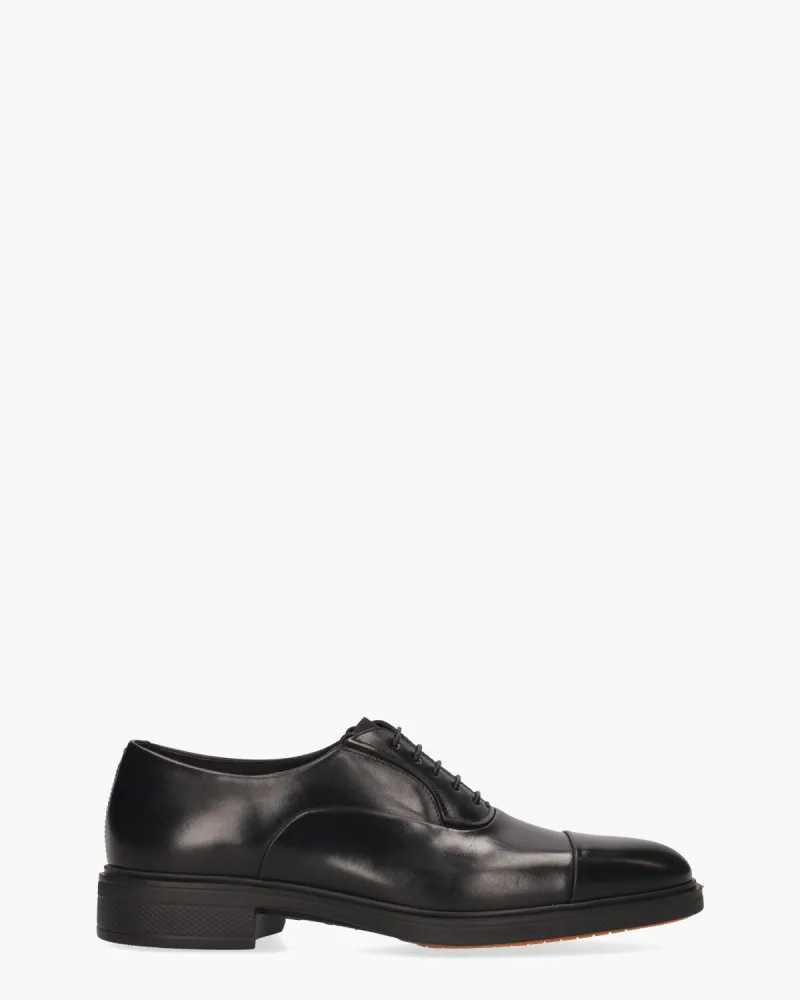 Santoni 18957, veterschoenen voor heren in zwart